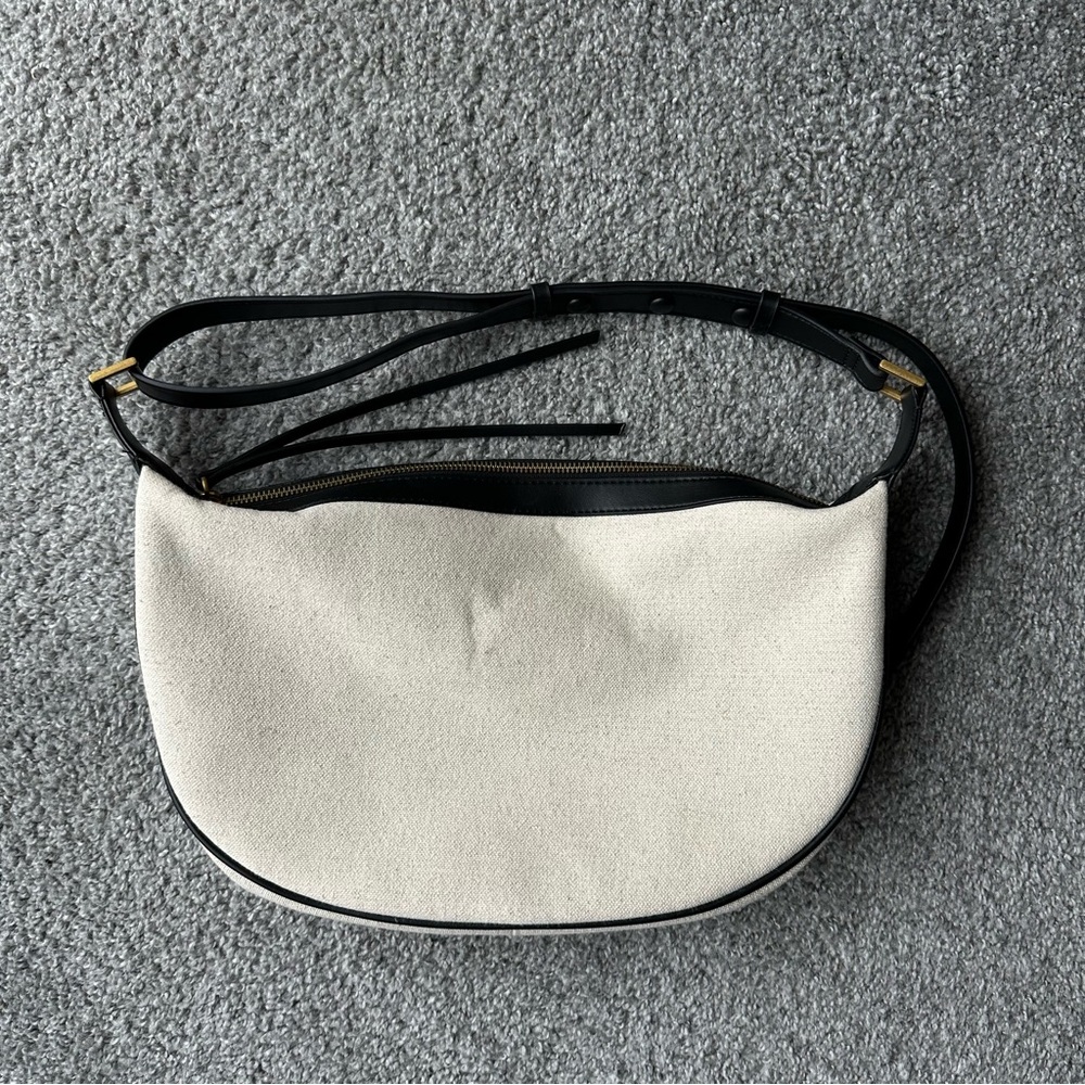 OVAL CROSSBODY BAG Zara